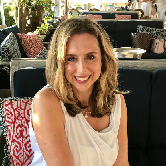 Meet your Posher, Janet - Picture 1 of 1